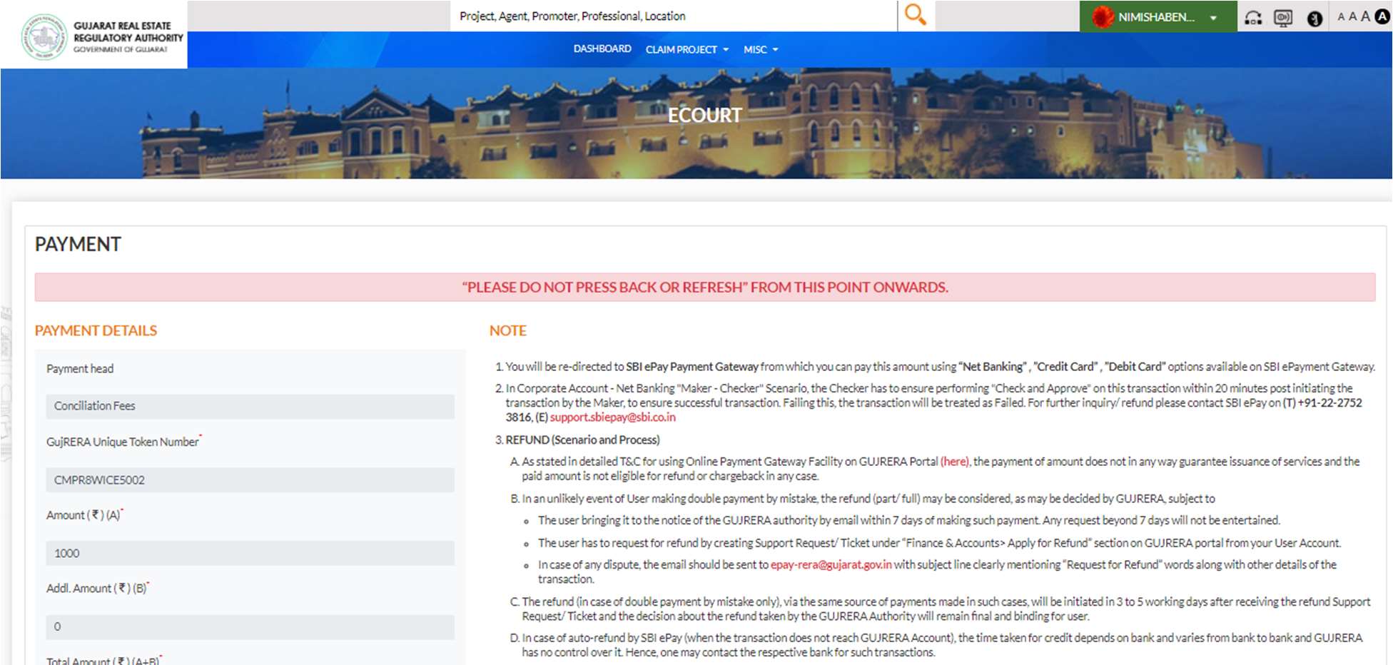 GujRERA ECOURT PAYMENT screen showing PLEASE DO NOT PRESS BACK OR REFRESH warning in pink, Payment head Conciliation Fees, GujRERA Unique Token CMPR8WICE5002, Amount 1000, Addl Amount 0, and refund policy notes on the right